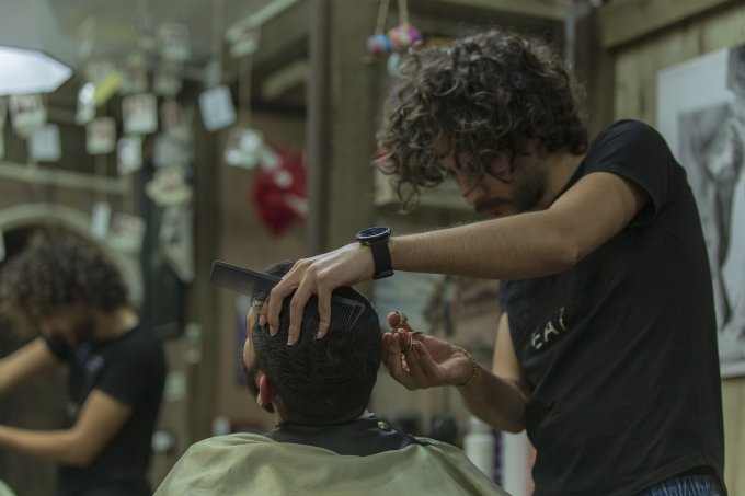 Współpraca z influencerami dla salonu fryzjerskiego